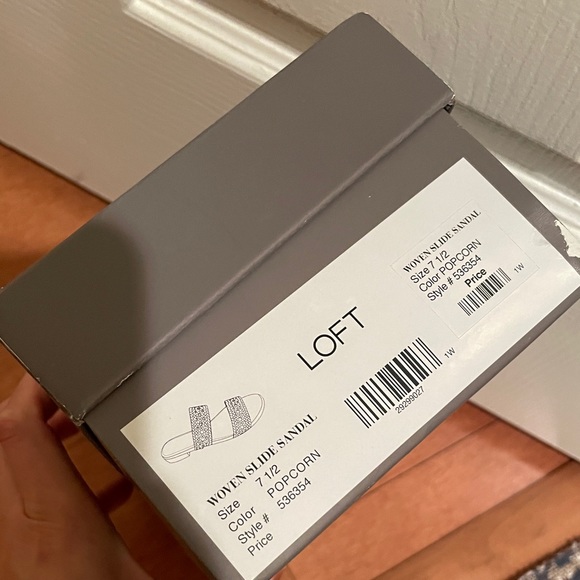 NEW ! Ann Loft Braided Leather Woven White Slide Sandals Size 7.5 with Box - Picture 5 of 6